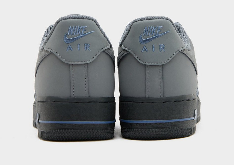 Nike Air Force 1 '07 LV8