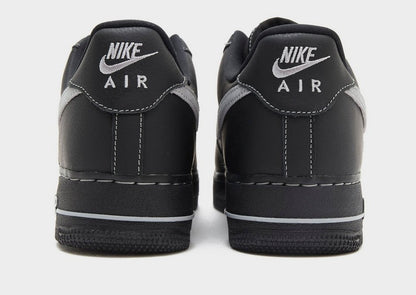 Nike Air Force 1 '07 LV8