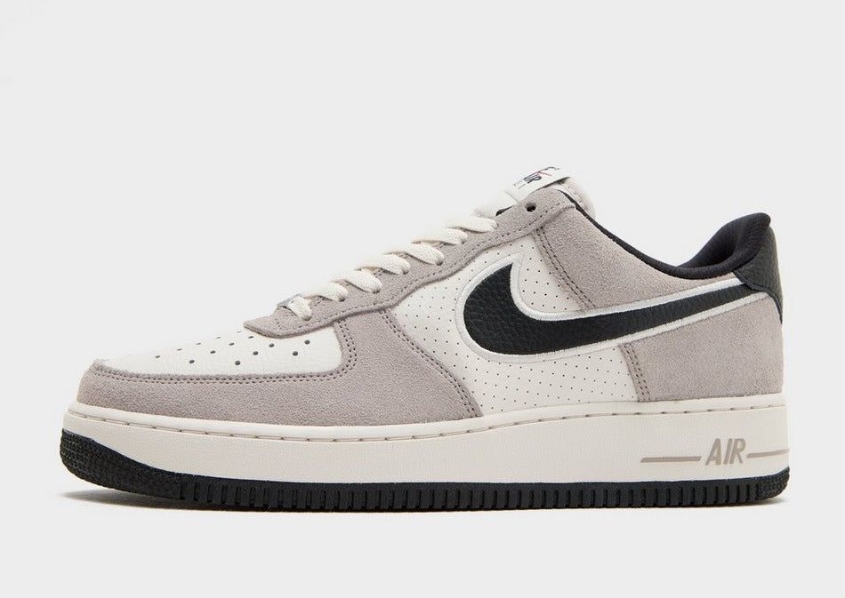 Nike Air Force 1 '07 LV8